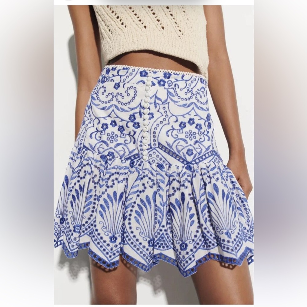 Zara Flower Pleat Ruffles Skirt